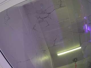 voyeurcam-casa-salsa-bathroom-10