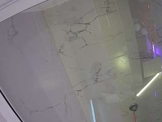 voyeurcam-casa-salsa-bathroom-10