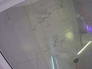 voyeurcam-casa-salsa-bathroom-10