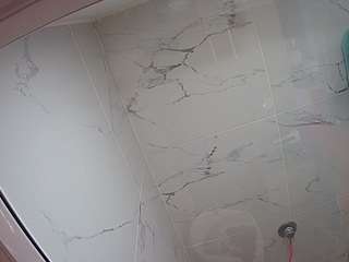 voyeurcam-casa-salsa-bathroom-10