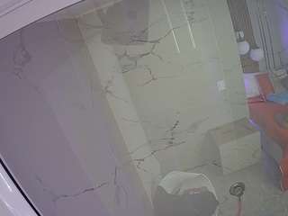 voyeurcam-casa-salsa-bathroom-10