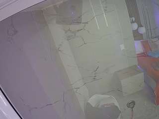 voyeurcam-casa-salsa-bathroom-10