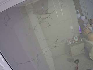 voyeurcam-casa-salsa-bathroom-10