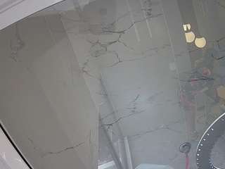 voyeurcam-casa-salsa-bathroom-10