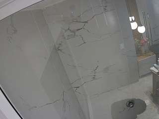 voyeurcam-casa-salsa-bathroom-10