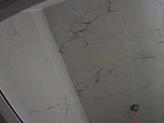 voyeurcam-casa-salsa-bathroom-10