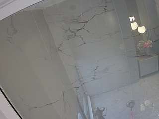 voyeurcam-casa-salsa-bathroom-10