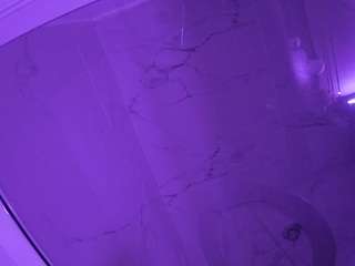 voyeurcam-casa-salsa-bathroom-10