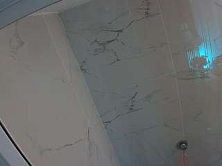 voyeurcam-casa-salsa-bathroom-10