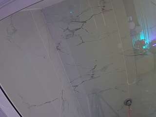 voyeurcam-casa-salsa-bathroom-10