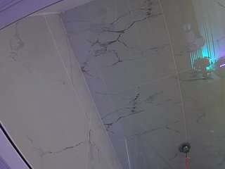 voyeurcam-casa-salsa-bathroom-10