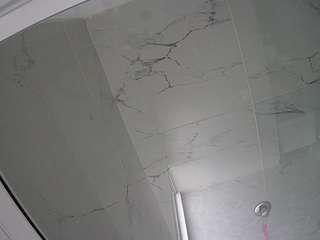 voyeurcam-casa-salsa-bathroom-10