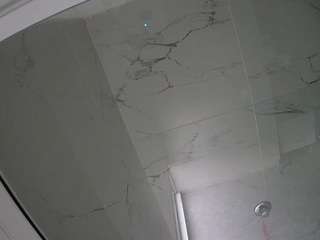 voyeurcam-casa-salsa-bathroom-10