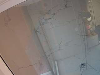 voyeurcam-casa-salsa-bathroom-10
