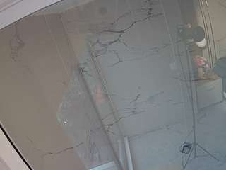 voyeurcam-casa-salsa-bathroom-10