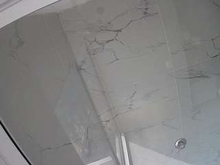 voyeurcam-casa-salsa-bathroom-10