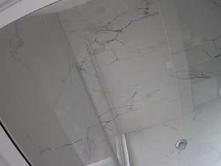 voyeurcam-casa-salsa-bathroom-10