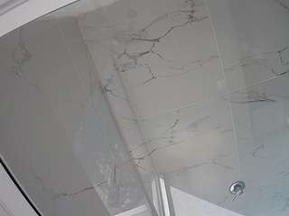 voyeurcam-casa-salsa-bathroom-10