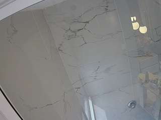 voyeurcam-casa-salsa-bathroom-10