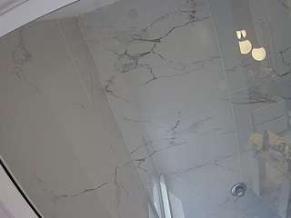 voyeurcam-casa-salsa-bathroom-10