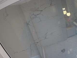 voyeurcam-casa-salsa-bathroom-10