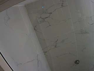 voyeurcam-casa-salsa-bathroom-10