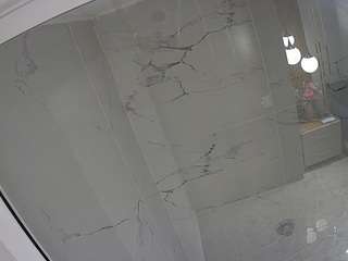 voyeurcam-casa-salsa-bathroom-10