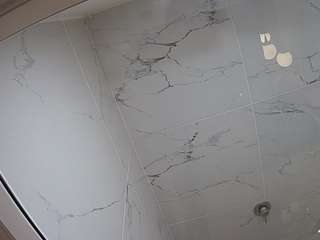 voyeurcam-casa-salsa-bathroom-10