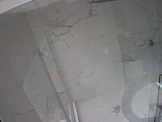 voyeurcam-casa-salsa-bathroom-10