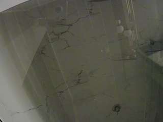 voyeurcam-casa-salsa-bathroom-10