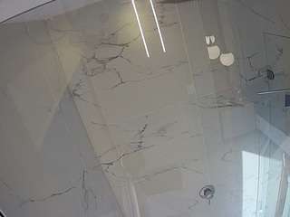 voyeurcam-casa-salsa-bathroom-10