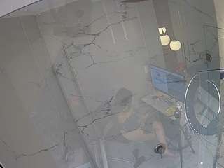 voyeurcam-casa-salsa-bathroom-10