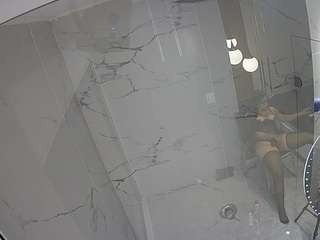 voyeurcam-casa-salsa-bathroom-10
