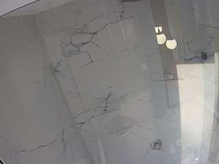voyeurcam-casa-salsa-bathroom-10