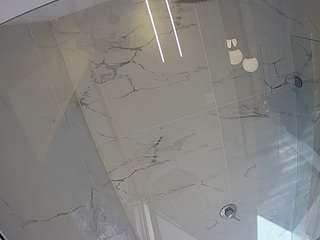 voyeurcam-casa-salsa-bathroom-10