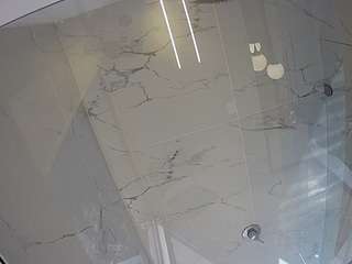 voyeurcam-casa-salsa-bathroom-10