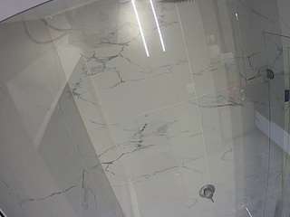 voyeurcam-casa-salsa-bathroom-10