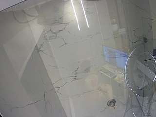 voyeurcam-casa-salsa-bathroom-10