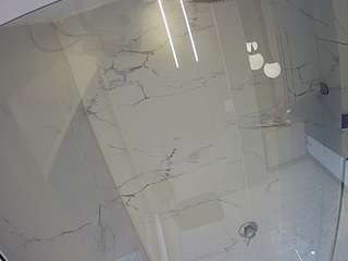 This model is live right now. voyeurcam-casa-salsa-bathroom-10