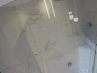โมเดลนี้กำลังถ่ายทอดสดอยู่. voyeurcam-casa-salsa-bathroom-10