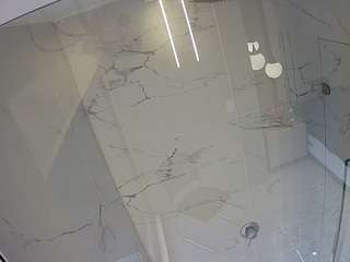 voyeurcam-casa-salsa-bathroom-10