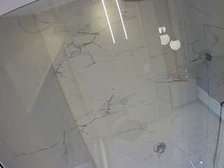 voyeurcam-casa-salsa-bathroom-10
