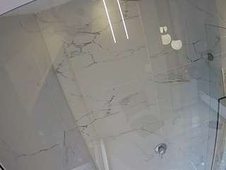 voyeurcam-casa-salsa-bathroom-10