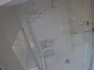 voyeurcam-casa-salsa-bathroom-10