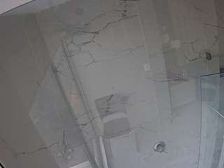 voyeurcam-casa-salsa-bathroom-10