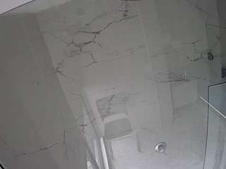 voyeurcam-casa-salsa-bathroom-10