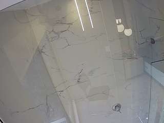 voyeurcam-casa-salsa-bathroom-10