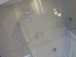 voyeurcam-casa-salsa-bathroom-10