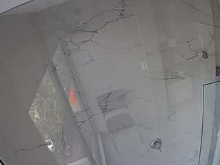 voyeurcam-casa-salsa-bathroom-10