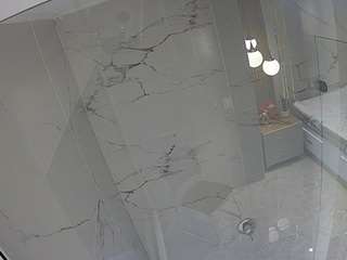 voyeurcam-casa-salsa-bathroom-10